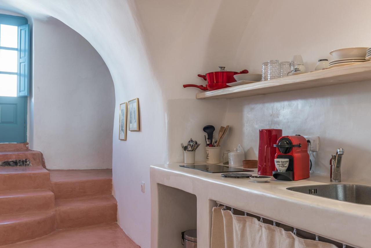 Santorinio Yellow House 度假居